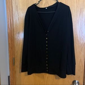 Black long sleeve metal snap button cardigan. XXL